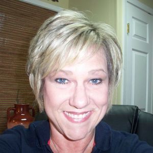 Meet your Posher, Debbie